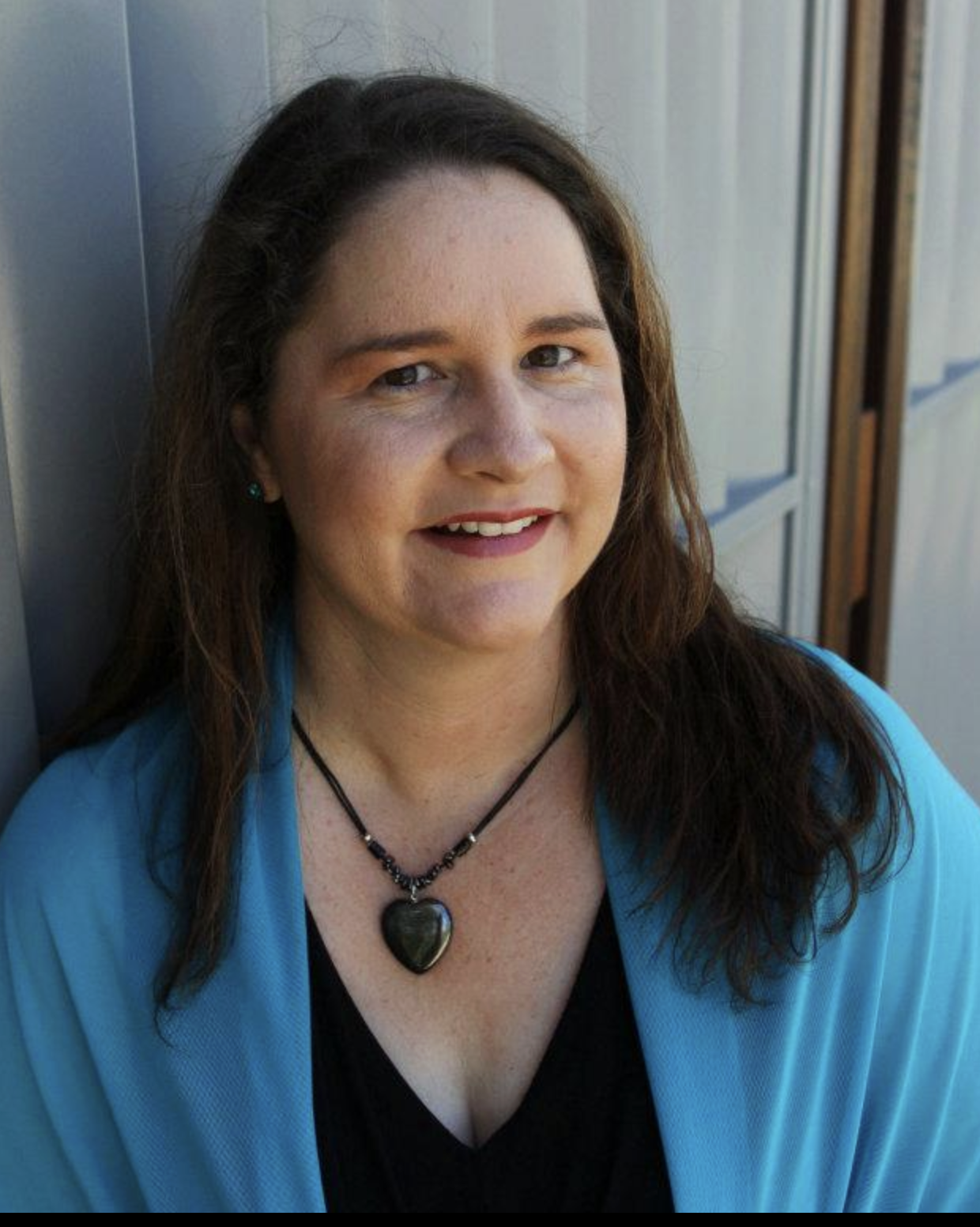 Suzanne Robertson, registered psychologist and founder of FlowPsyche